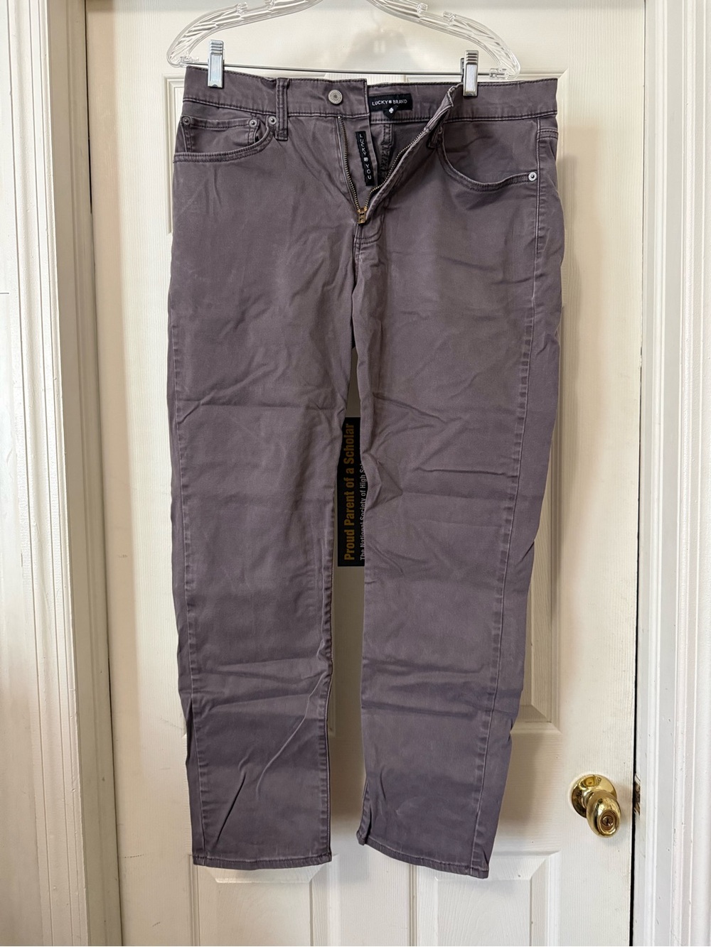 Lucky Brand men’s Straight-Leg Jeans in Slate Gray